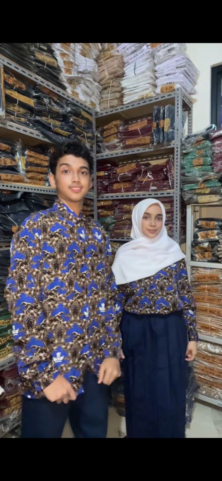 Set Baju Batik SMP